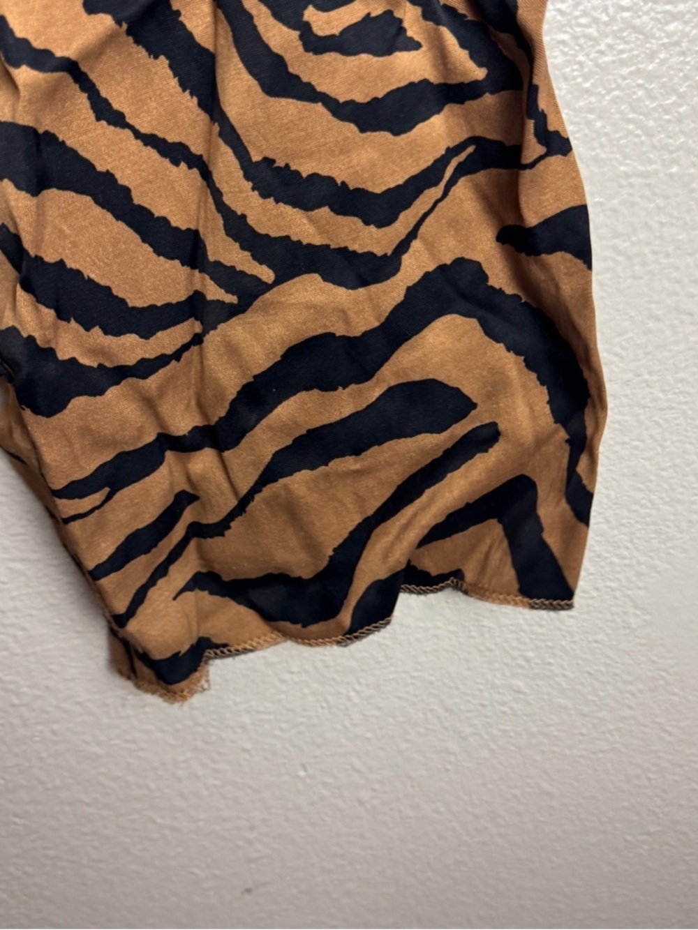 Zara Tiger Print Pants Womens Size XS - Picture 2 of 10